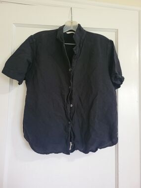 Women's Linen Black UNIQLO Button down Short Sleeve Shirt Size Medium